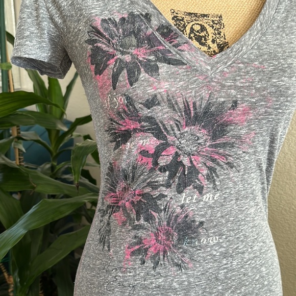 American Eagle Top - Women | Color: Grey | Size: SP
#663 - Picture 4 of 7